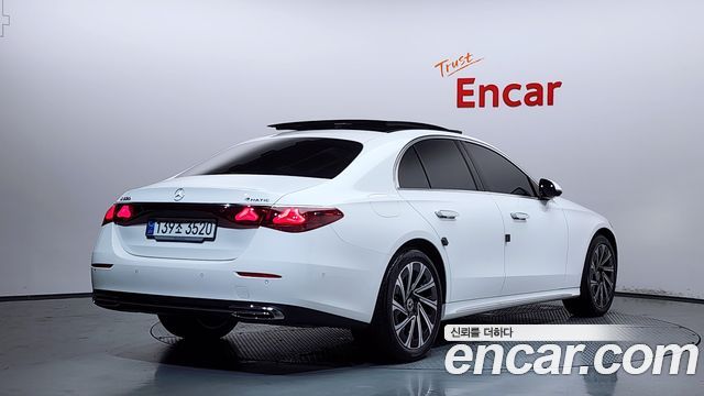 Mercedes-Benz E-Class из Кореи Encar