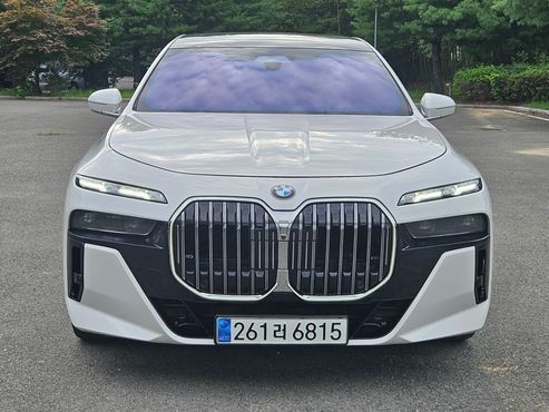 BMW 7-Series 740i xDrive M Sport — пробег 25 583 км — фото 1 из 5