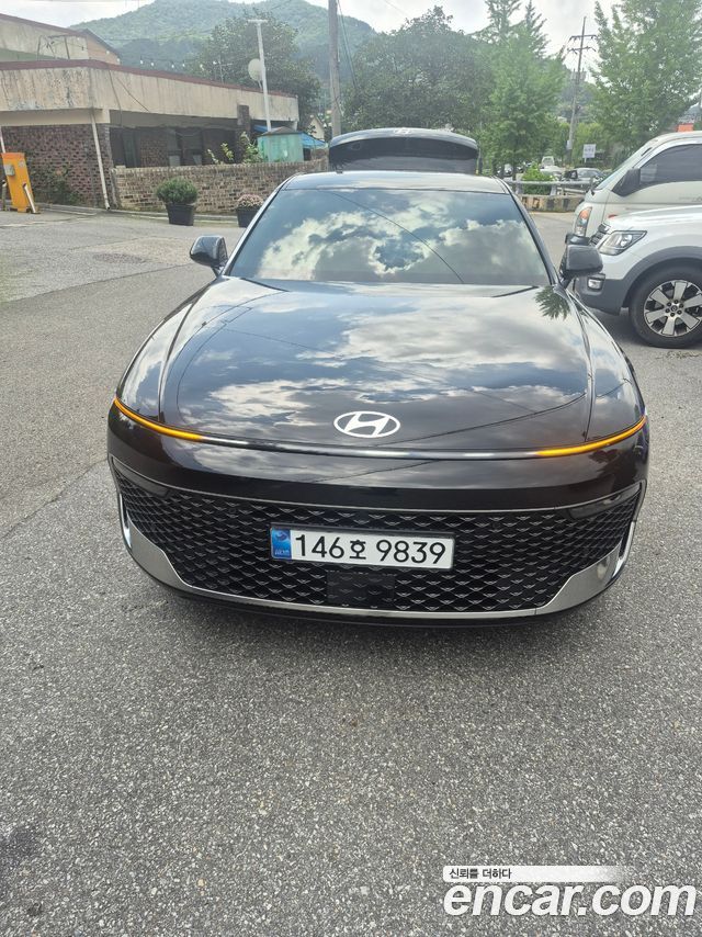 Hyundai Grandeur Premium — пробег 1 000 км — фото 1 из 5