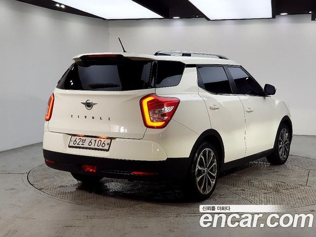 Ssangyong TIBOLI Diesel RX 2WD — пробег 215 793 км — фото 4 из 5