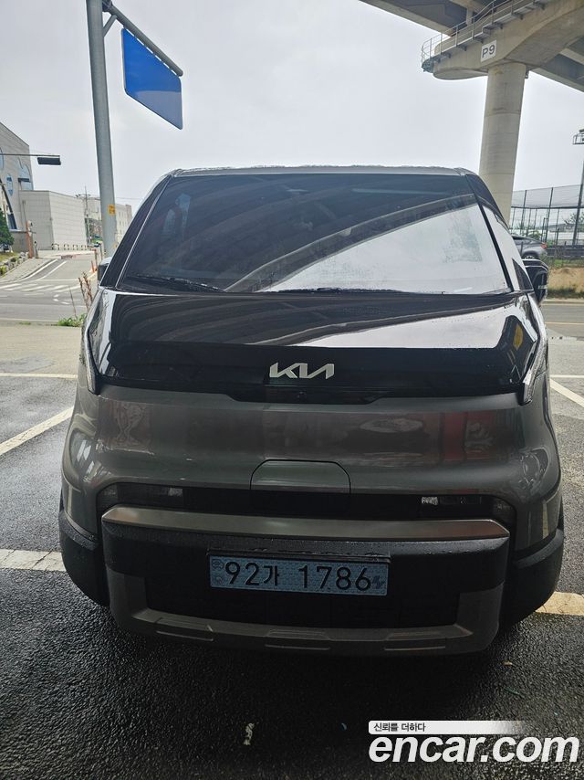 Kia PV5 Cargo Long Long Range Basic — пробег 2 000 км — фото 2 из 5