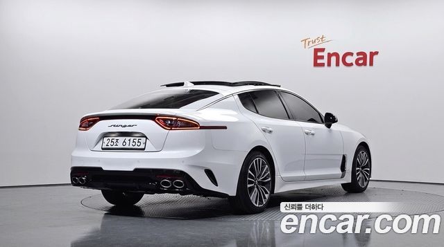 Kia Stinger из Кореи Encar