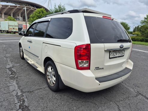 Kia Carnival Grand Carnival GLX Luxury — пробег 209 700 км — фото 3 из 5