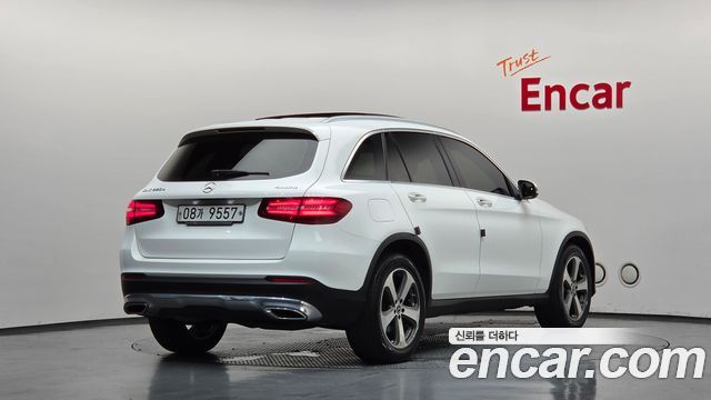 Mercedes-Benz GLC-Class GLC220 d 4MATIC Premium — пробег 65 855 км — фото 2 из 5