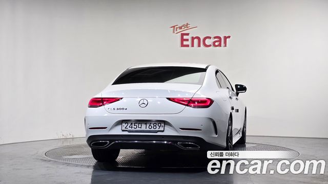 Mercedes-Benz CLS-Class CLS300d AMG Line — пробег 62 561 км — фото 4 из 5