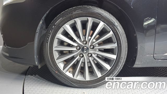 Kia K7 из Кореи Encar