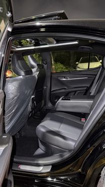 Toyota Camry 2.5 XLE Premium Hybrid — пробег 12 км — фото 4 из 5