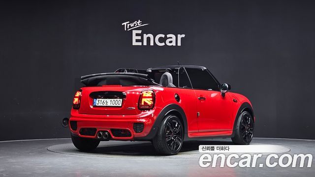 Mini Cooper Convertible JCW 3rd — пробег 57 134 км — фото 2 из 5