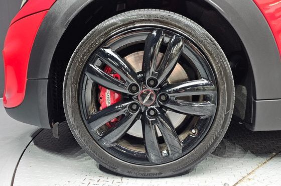 Mini Cooper Convertible JCW 3rd — пробег 57 134 км — фото 5 из 5