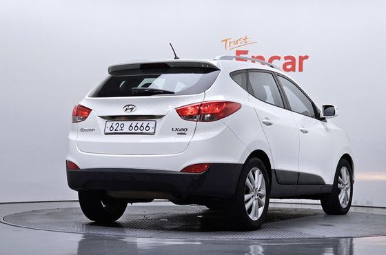 Hyundai Tucson Diesel 2WD LX20 Premier — пробег 137 118 км — фото 2 из 5
