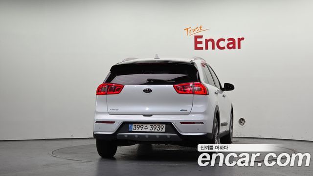Kia Niro из Кореи Encar