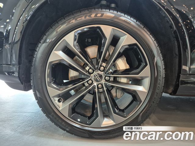 Audi Q7 55 TFSI Quattro Premium — пробег 1 160 км — фото 5 из 5