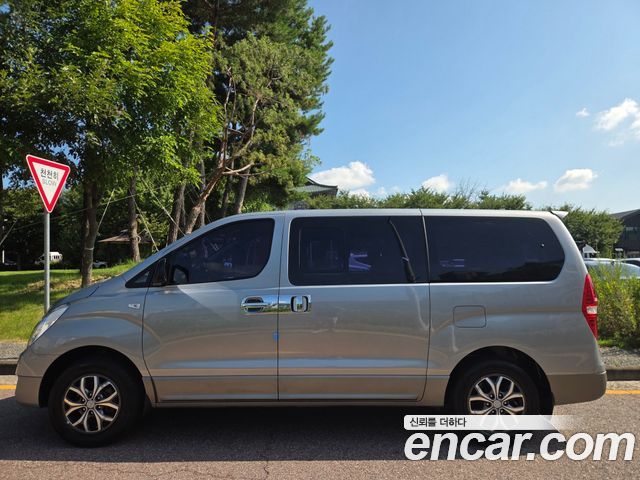 Hyundai Starex 4WD 12-Seater Wagon Modern Special — пробег 122 239 км — фото 3 из 5