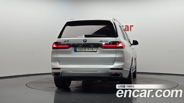 BMW X7 xDrive 40d Design Pure Excellence 6-Seater — пробег 78 357 км — фото 4 из 5