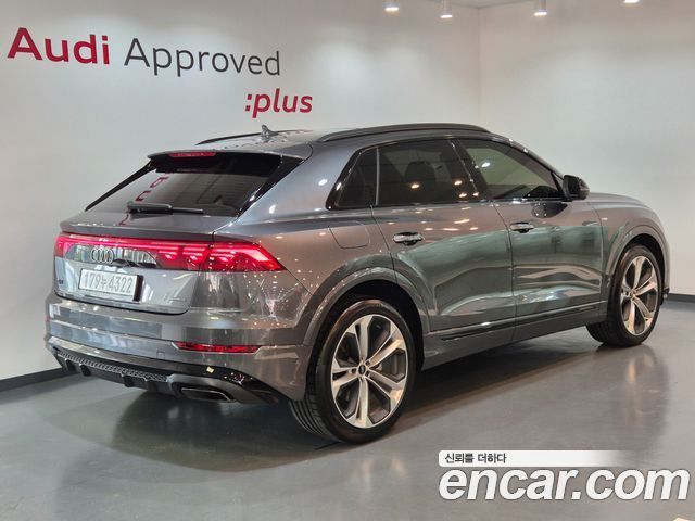 Audi Q8 55 TFSI Quattro Premium — пробег 3 124 км — фото 2 из 5