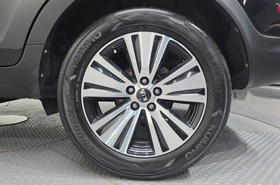 Kia Sportage Diesel 2WD Trendy — пробег 220 601 км — фото 5 из 5
