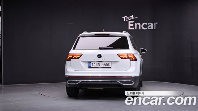 Volkswagen Tiguan из Кореи Encar