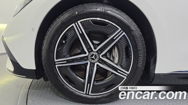 Mercedes-Benz EQE из Кореи Encar