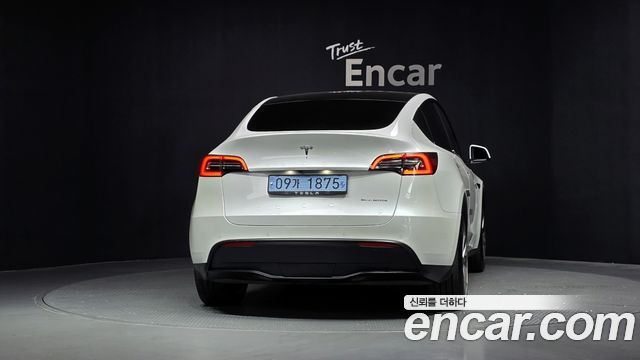 Tesla Model Y Long Range AWD — пробег 116 825 км — фото 4 из 5