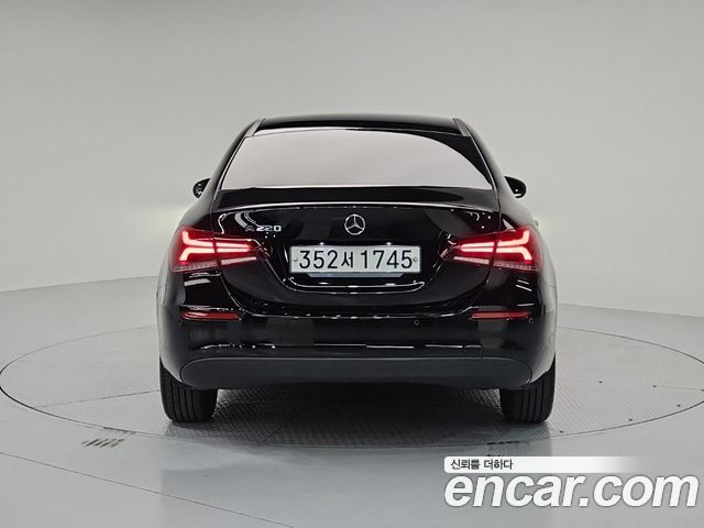 Mercedes-Benz A-Class из Кореи Encar