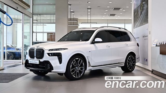 BMW X7 xDrive 40i M Sport 6STR — пробег 4 162 км — фото 1 из 5