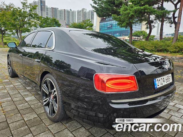Bentley Flying Spur из Кореи Encar