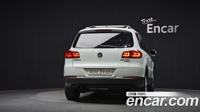 Volkswagen Tiguan из Кореи Encar