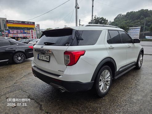 Ford Explorer 2.3 LimIted 4WD — пробег 59 247 км — фото 2 из 5