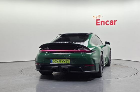 Porsche 911 Carrera 4 GTS — пробег 8 668 км — фото 4 из 5