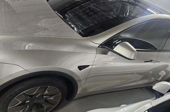 Tesla Model Y L Long Range AWD — пробег 200 км — фото 5 из 5