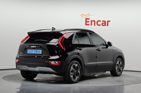Kia Niro Air — пробег 8 916 км — фото 2 из 5