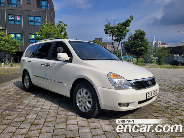 Kia Carnival из Кореи Encar