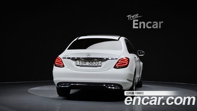 Mercedes-Benz C-Class C220 BlueTEC Avantgarde — пробег 71 060 км — фото 4 из 5