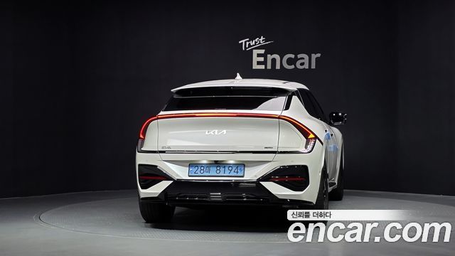 Kia EV6 из Кореи Encar