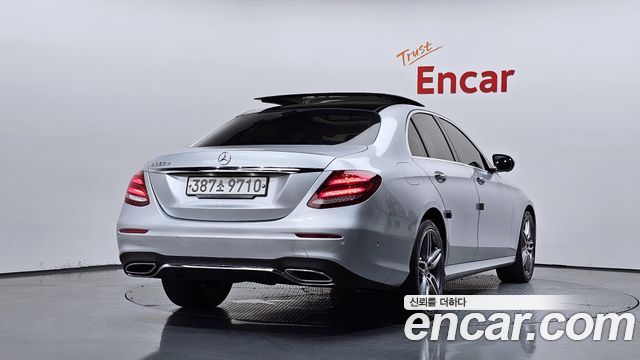 Mercedes-Benz E-Class из Кореи Encar