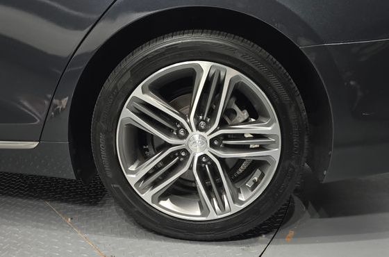 Hyundai Grandeur 2.4 Premium — пробег 52 845 км — фото 5 из 5