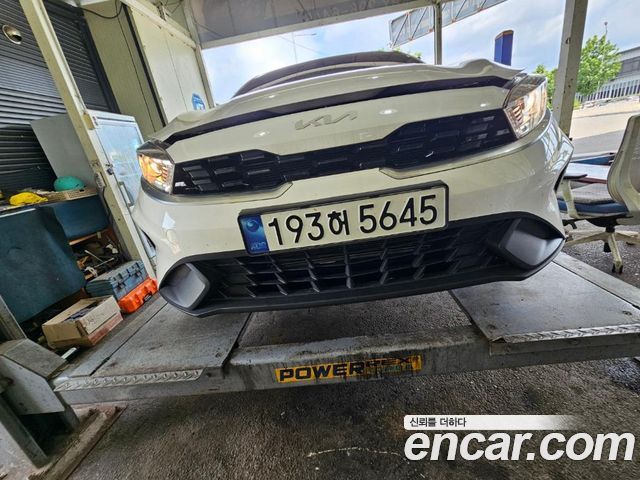 Kia K3 из Кореи Encar