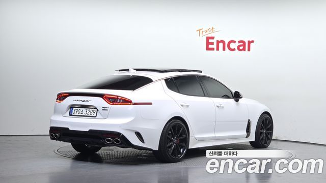 Kia Stinger из Кореи Encar