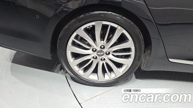 Hyundai Genesis из Кореи Encar
