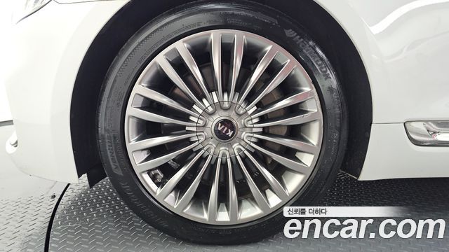 Kia K9 из Кореи Encar