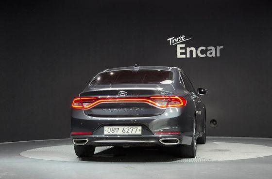 Hyundai Grandeur Exclusive — пробег 181 280 км — фото 4 из 5