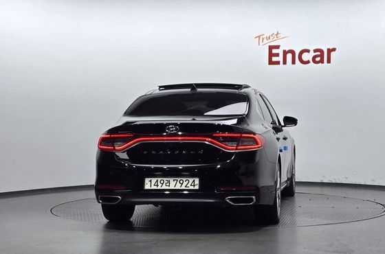 Hyundai Grandeur 2.4 Premium — пробег 87 485 км — фото 4 из 5