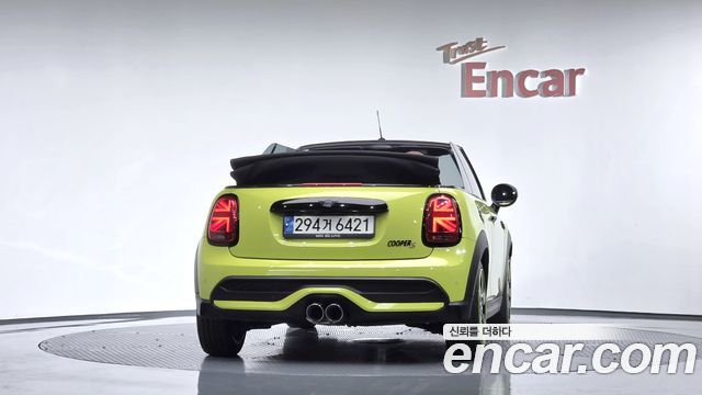 Mini Cooper Convertible из Кореи Encar