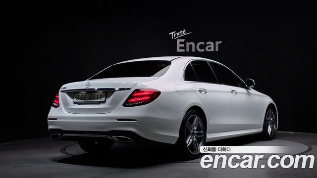 Mercedes-Benz E-Class из Кореи Encar