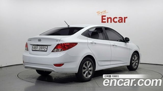 Hyundai Accent 1.4 VVT Smart Special — пробег 72 586 км — фото 2 из 5