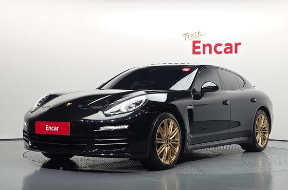 Porsche Panamera 3.6 AWD Edition 970 — пробег 70 913 км — фото 1 из 5
