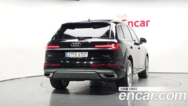 Audi Q7 45 TDI Quattro Premium — пробег 17 104 км — фото 4 из 5