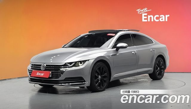 Volkswagen Arteon 2.0 TDI Prestige — пробег 124 214 км — фото 1 из 5