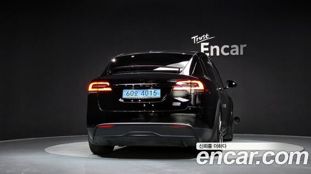 Tesla Model X Plaid — пробег 50 473 км — фото 4 из 5