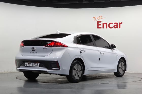 Hyundai Ioniq 1.6 HEV N — пробег 44 392 км — фото 2 из 5